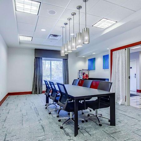 Hilton Garden Inn Louisville-Northeast Luaran gambar