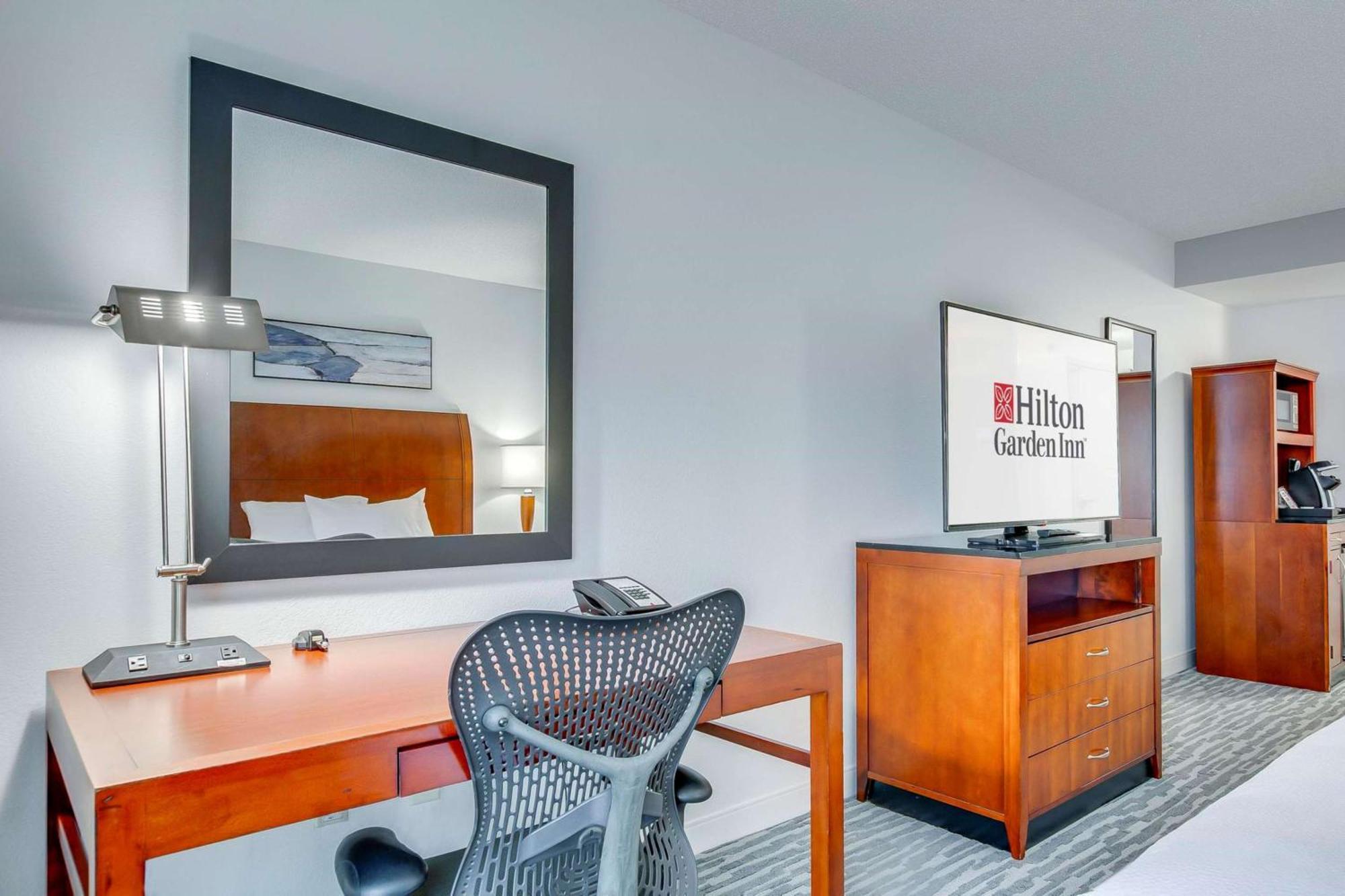 Hilton Garden Inn Louisville-Northeast Luaran gambar