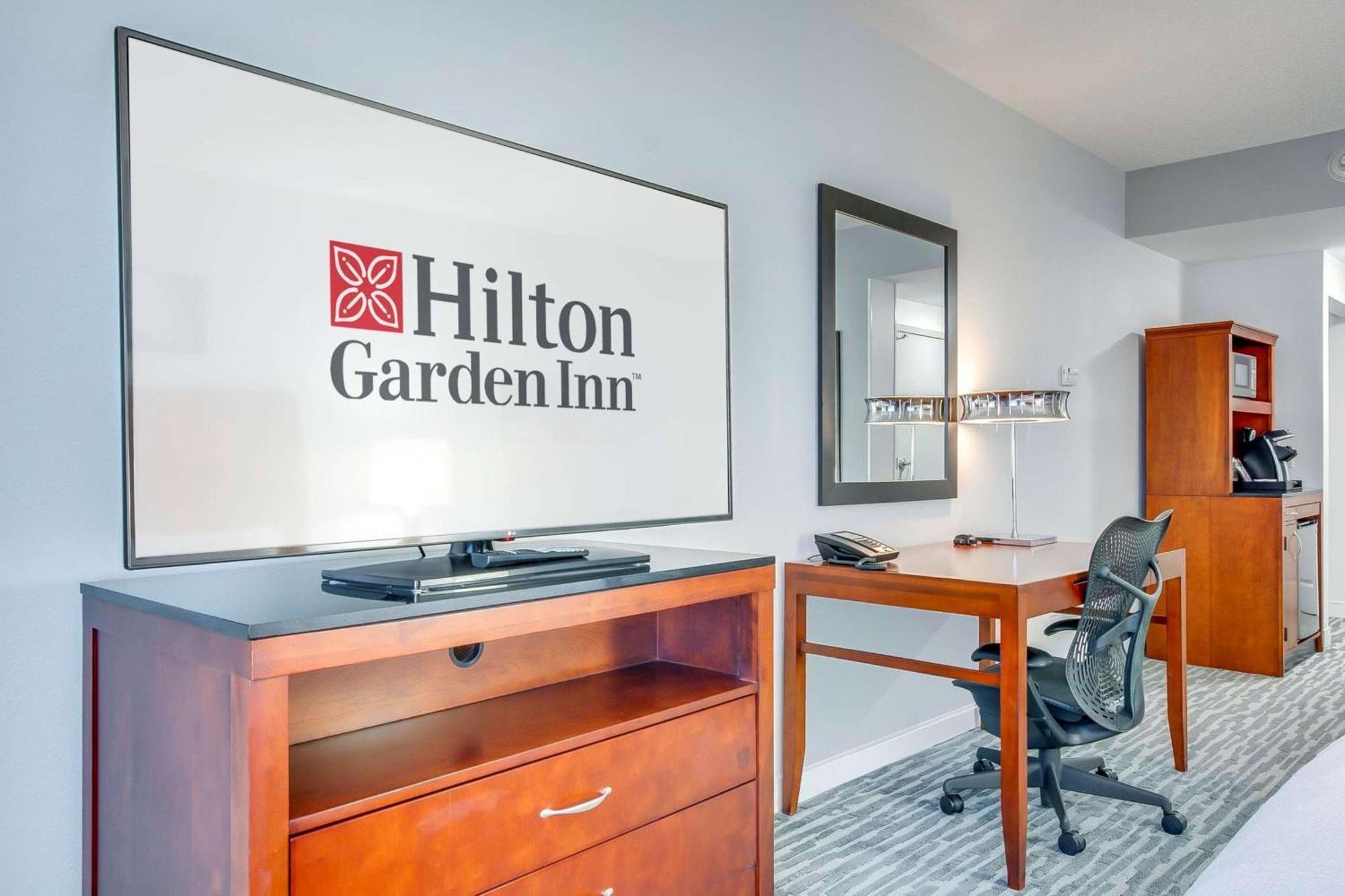 Hilton Garden Inn Louisville-Northeast Luaran gambar