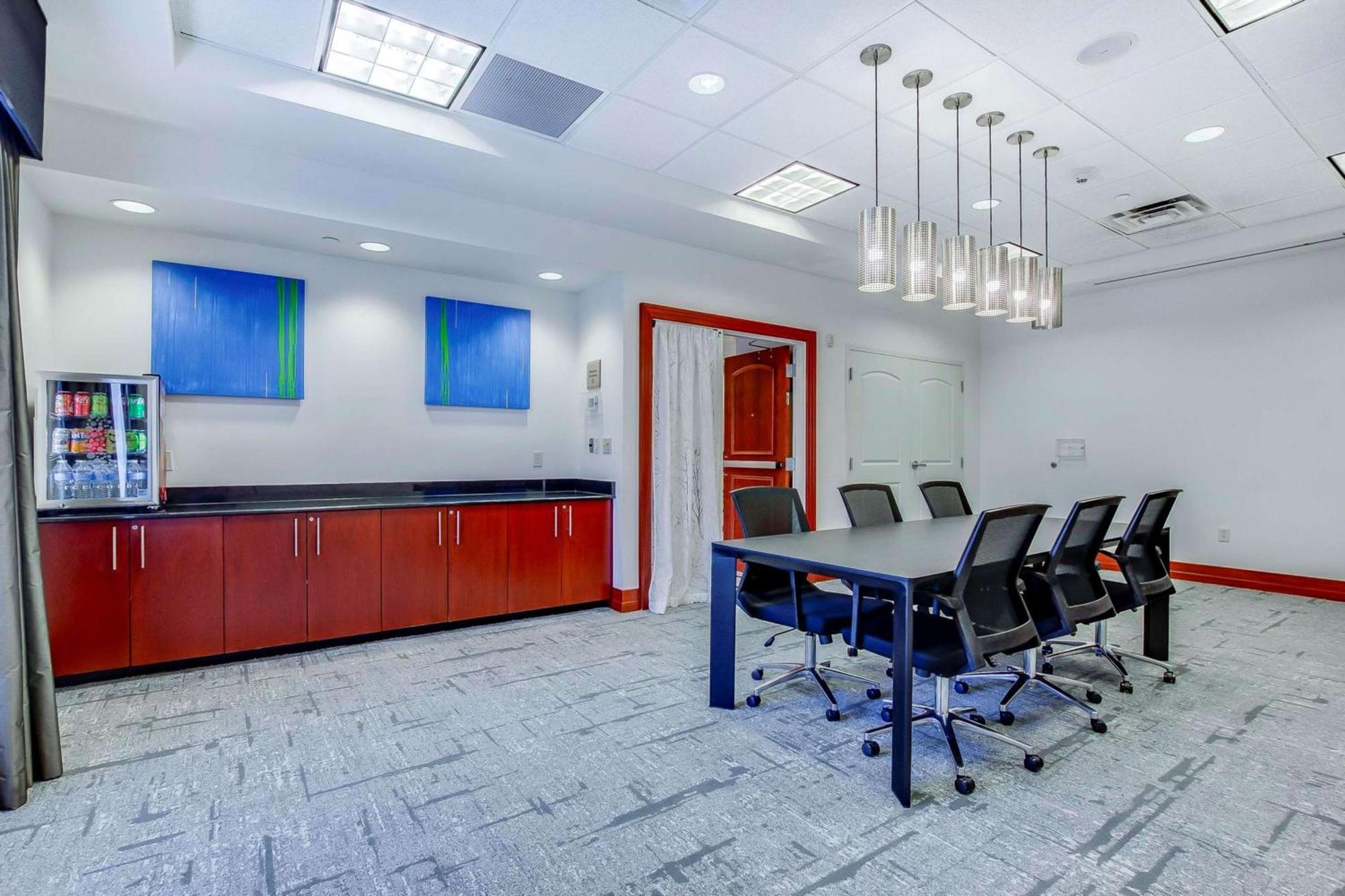 Hilton Garden Inn Louisville-Northeast Luaran gambar