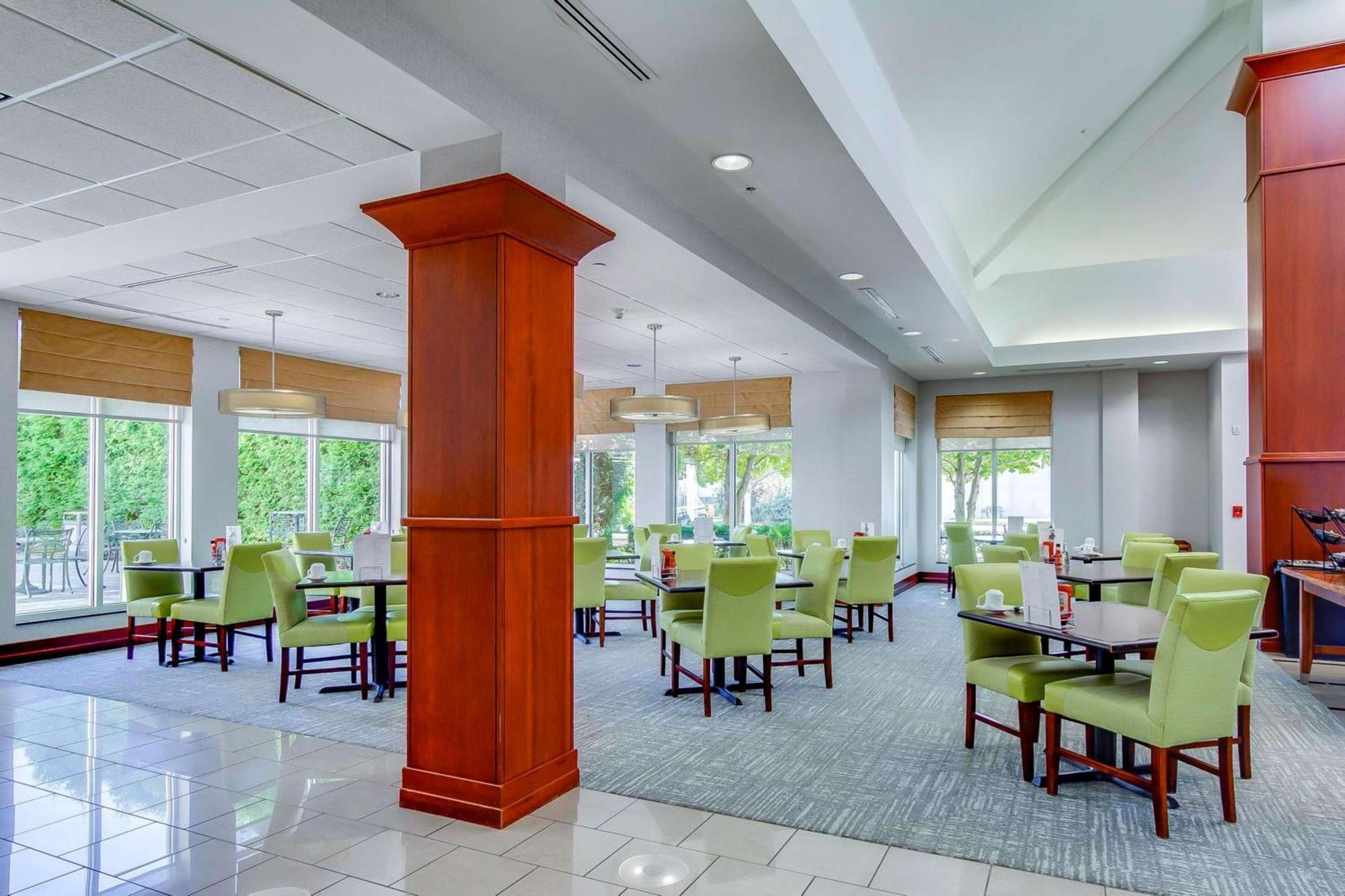 Hilton Garden Inn Louisville-Northeast Luaran gambar