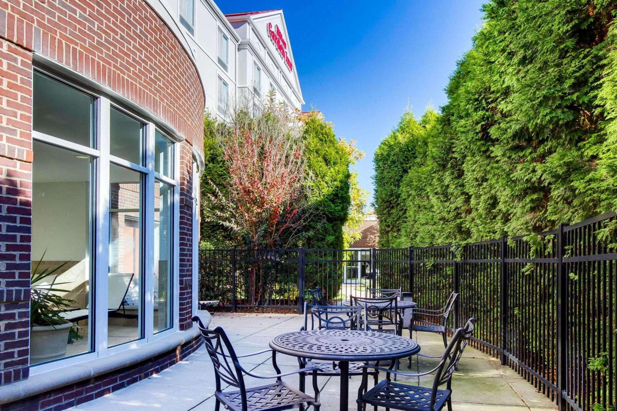 Hilton Garden Inn Louisville-Northeast Luaran gambar